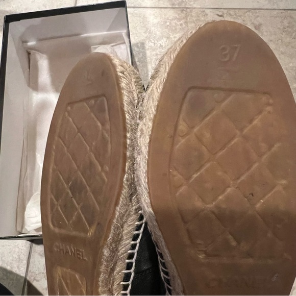 Authentic USED chanel espadrilles size 37. (Runs small-would fit a size 6) - Picture 3 of 5